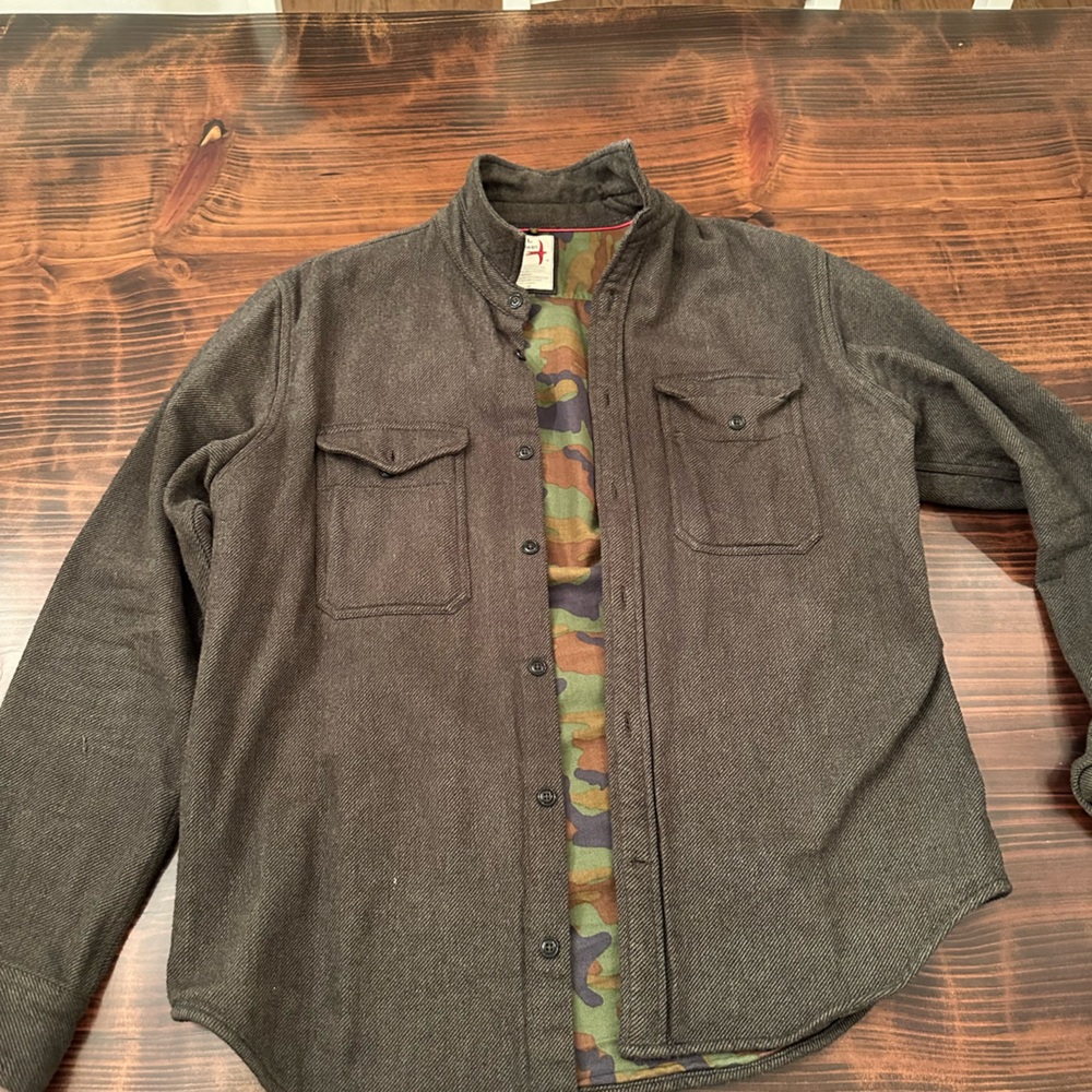 Relwen Utility work short. Olive exterior with camo inside